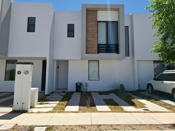 Casa en Venta o Renta en Capittala — foto 1 de 18