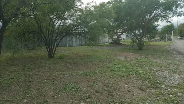 Amplio Terreno en Venta en Cadereyta Jiménez, N.L. — foto 1 de 10