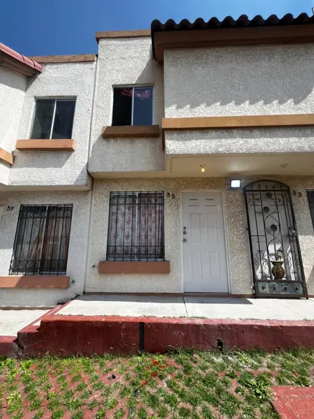 ?? ¡casa Remodelada en Privada en Villa del Real 6ta! — foto 1 de 13