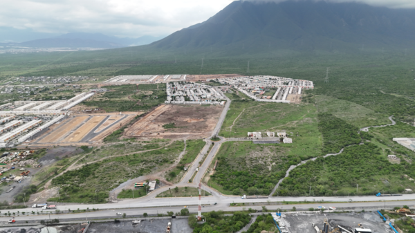 Terreno Comercial en Venta Camino a las Pedreras en Escobedo — foto 1 de 14