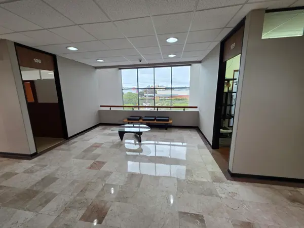 Oficina en Renta Av Tecnológico, Piso 1, Edificio Corporativo — foto 1 de 7