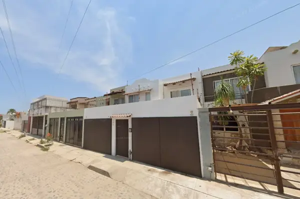 Casa en remate en Delfines, Puerto Vallarta — foto 3 de 11