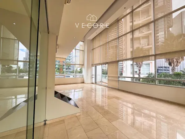 Departamento de Lujo en Zona Andares, Puerta de Hierro, Zapopan — foto 1 de 27