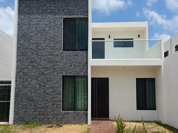 Casa en Venta en Privada Las Américas, Mérida, Yucatán JX — foto 1 de 11