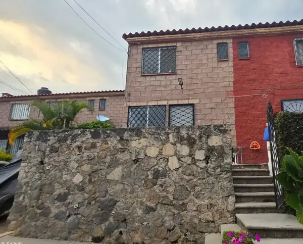Casa en venta cerca del nuevo parque en Ahuatlán. — foto 1 de 12