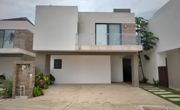 Casa en Venta en Residencial BALI Playa del Carmen — foto 1 de 29