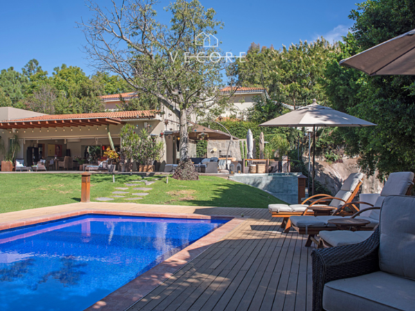 Casa en Venta en los Jales Residencial, Zapopan — foto 1 de 28