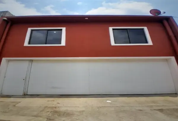 Casa de Entrga Inmediata en Priv. de los Morales, Unidad Electricistras, Cordoba, Ver. — foto 1 de 11