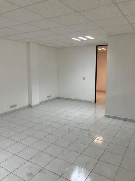 Bodega en renta en Mitras Centro, Monterrey — foto 3 de 5