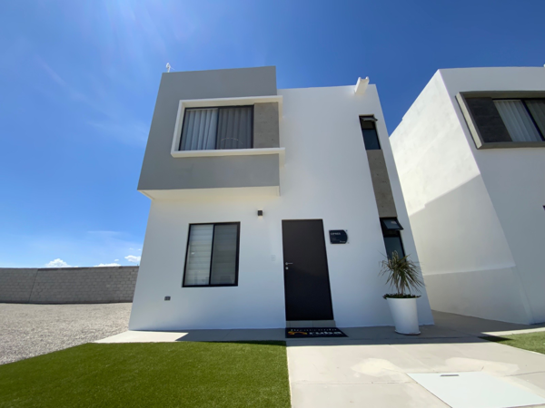 Casa en Fracc. Privado en Torreón — foto 1 de 12