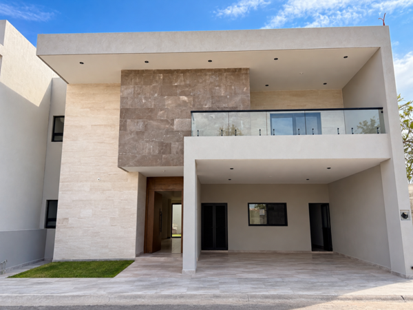 Casa en Venta en Fraccionamiento Las Trojes — foto 1 de 12