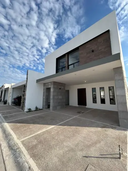 Casa en Venta en Torreón, Los Viñedos - Espacio y Comodidad — foto 1 de 8