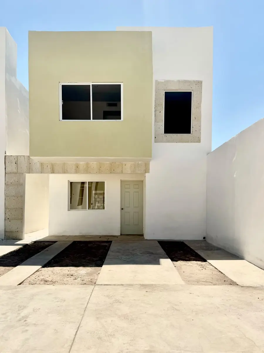 Casa en Venta en Privadas de Santa Fe, Torreón - 3 Recámaras y Cochera para 2 Autos Casa en Venta en Privadas de Santa Fe, Torreón - 3 Recámaras y Cochera para 2 Autos