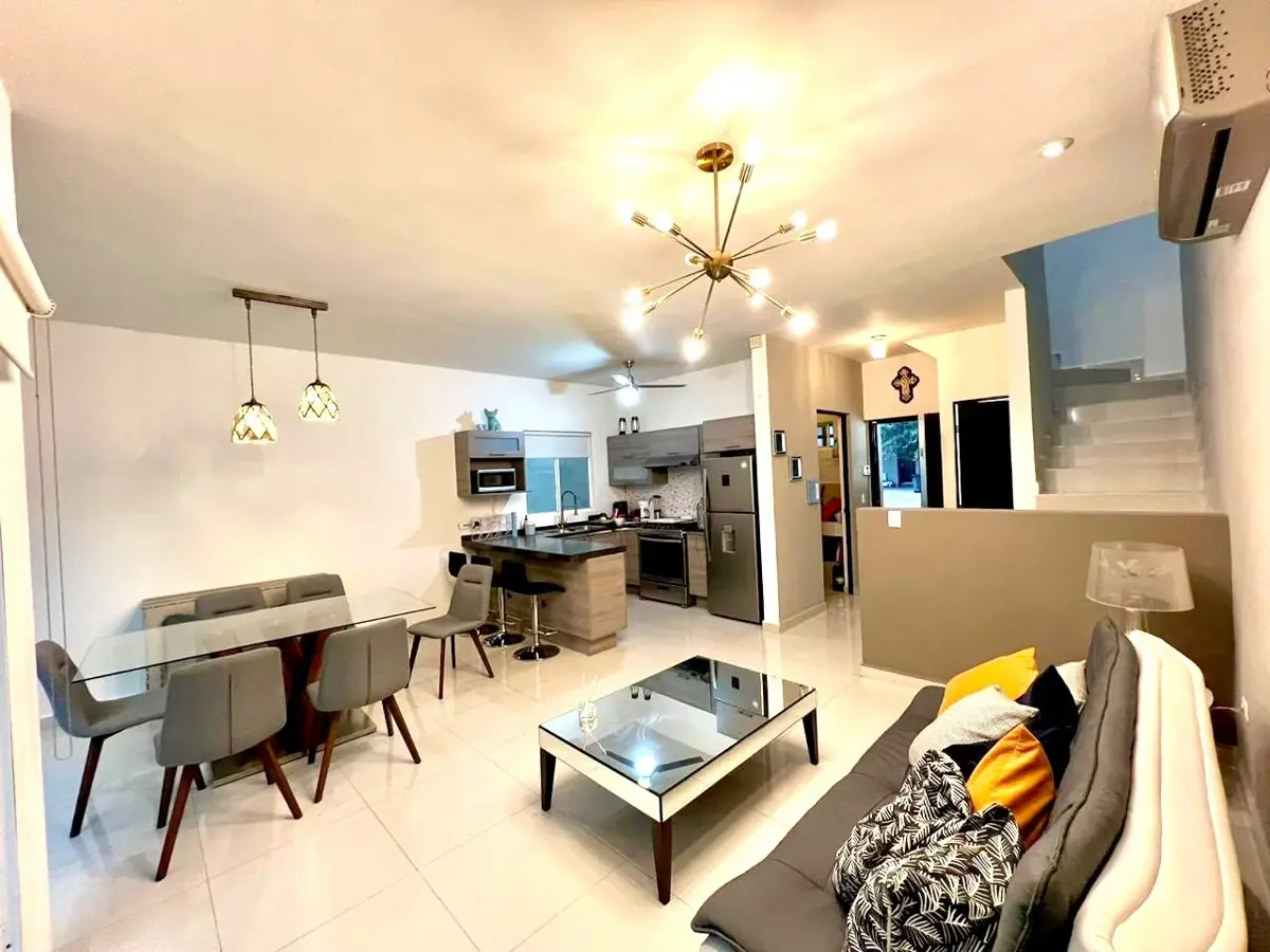 Casa en Renta en Paseo del Vergel, Monterrey, Nuevo León — foto 2