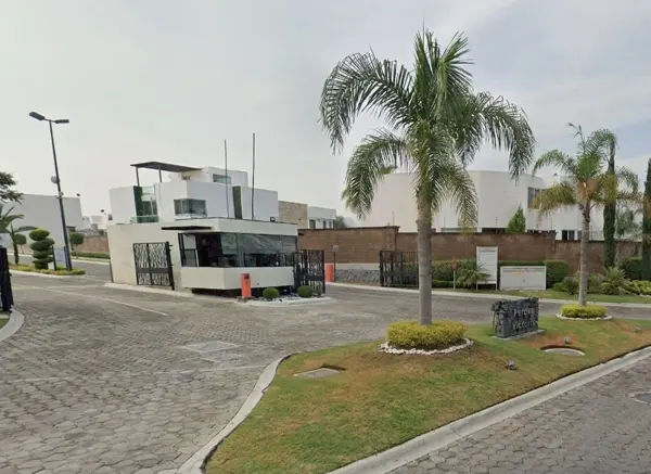 Casa en remate en Lomas de Angelópolis, San Andrés Cholula — foto 3 de 26
