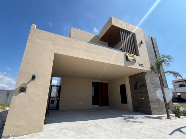 Casa en Venta Valle de Fontanna — foto 1 de 13