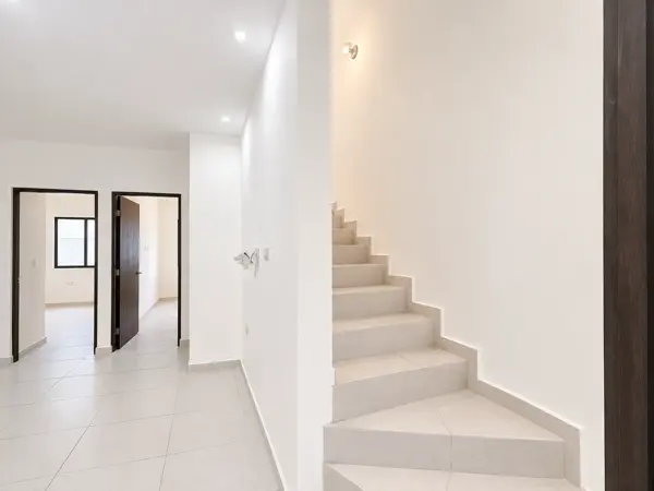Casa en venta en Porto Cumbres, García — foto 3 de 10