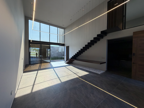 Casa en venta en Lomas de Angelópolis, San Andrés Cholula — foto 2 de 19