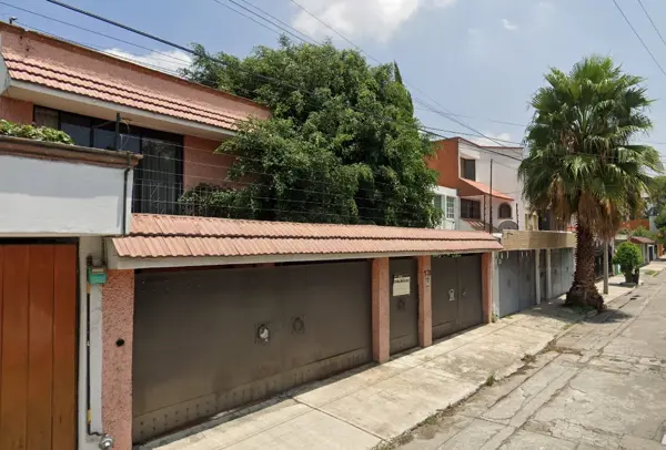 Casa en San Bartolo Tenayuca, Tlalnepantla de Baz, México — foto 1 de 8