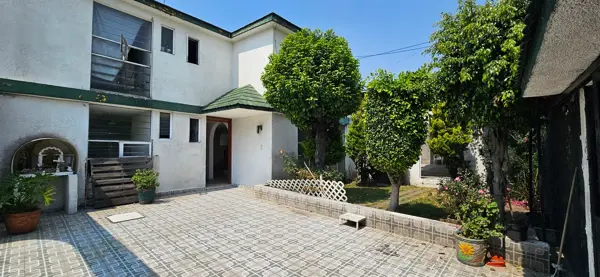 ¡casa en Venta en Jardines de Atizapán! 4 Recámaras y 250 M² — foto 1 de 26