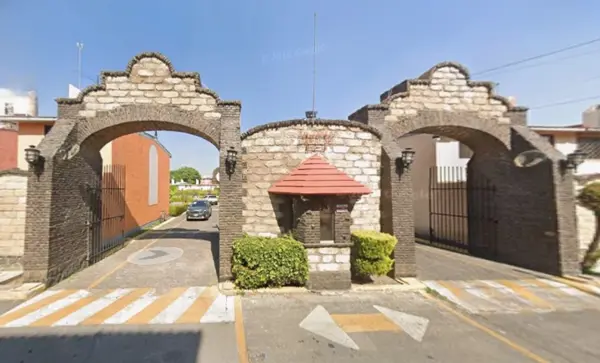 Casa en Ex-hacienda Coapa — foto 1 de 21
