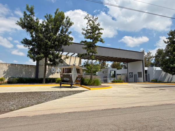 Bodega en Zapote del Valle, Tlajomulco de Zúñiga, Jalisco — foto 1 de 10