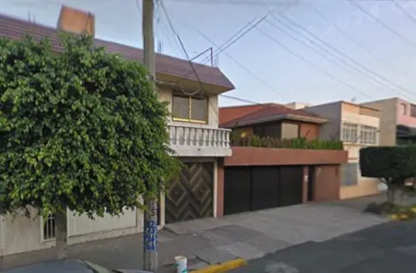 Casa en remate en Federal, Venustiano Carranza — foto 3 de 8