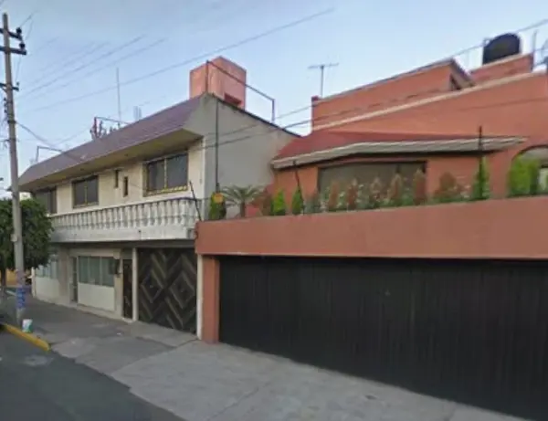 Casa en remate en Federal, Venustiano Carranza — foto 2 de 8