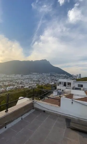 Casa en Renta en Colinas de San Jerónimo — foto 1 de 11
