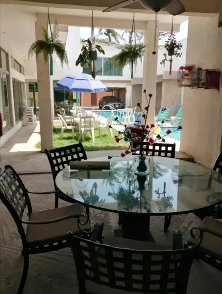 Vendo Casa de Playa, Ideal para Airbnb o Rentas Vacacionales — foto 1 de 25