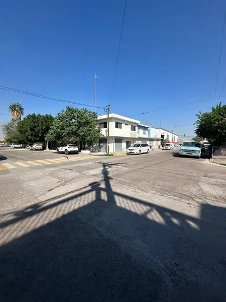 Local en Venta en Colonia Moderna, Torreón | con Depa en Planta Alta y Area Comerial en Pb — foto 1 de 23