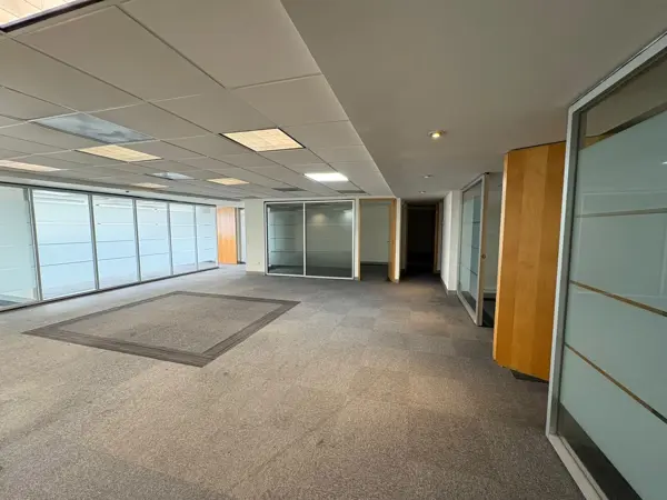 Oficina en Renta Valle, San Pedro Garza García — foto 1 de 11