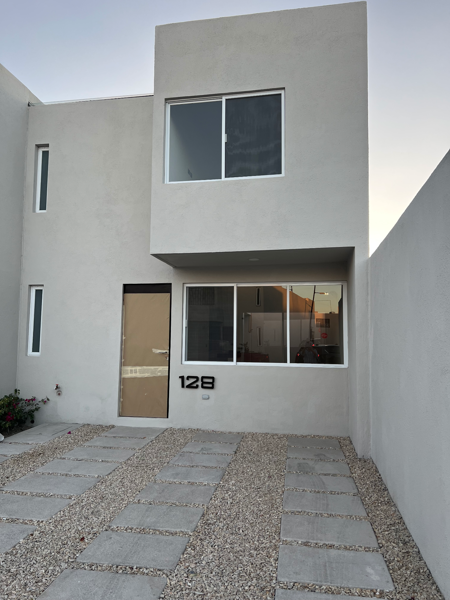 Casa en Renta en Punta Misión La Joya, Querétaro - Bien ubicada y Moderna — foto 1 de 25