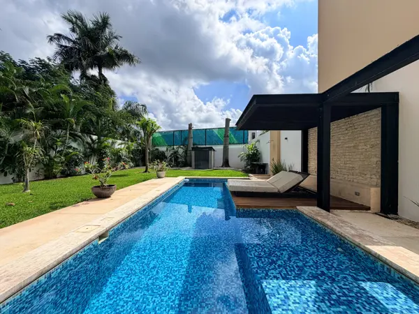 Casa Amueblada en Venta Equipada con Paneles y Generador Eléctrico en Arborea — foto 1 de 54