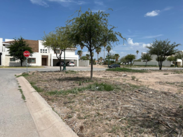 Terreno en venta en Montebello, Torreón — foto 2 de 9