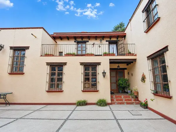 Casa en Venta en San Diego Churubusco, Coyoacán - Amplia y Bien Ubicada — foto 1 de 15