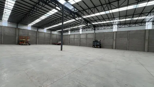 Bodega Industrial en Renta, Irapuato, Gto. — foto 1 de 4