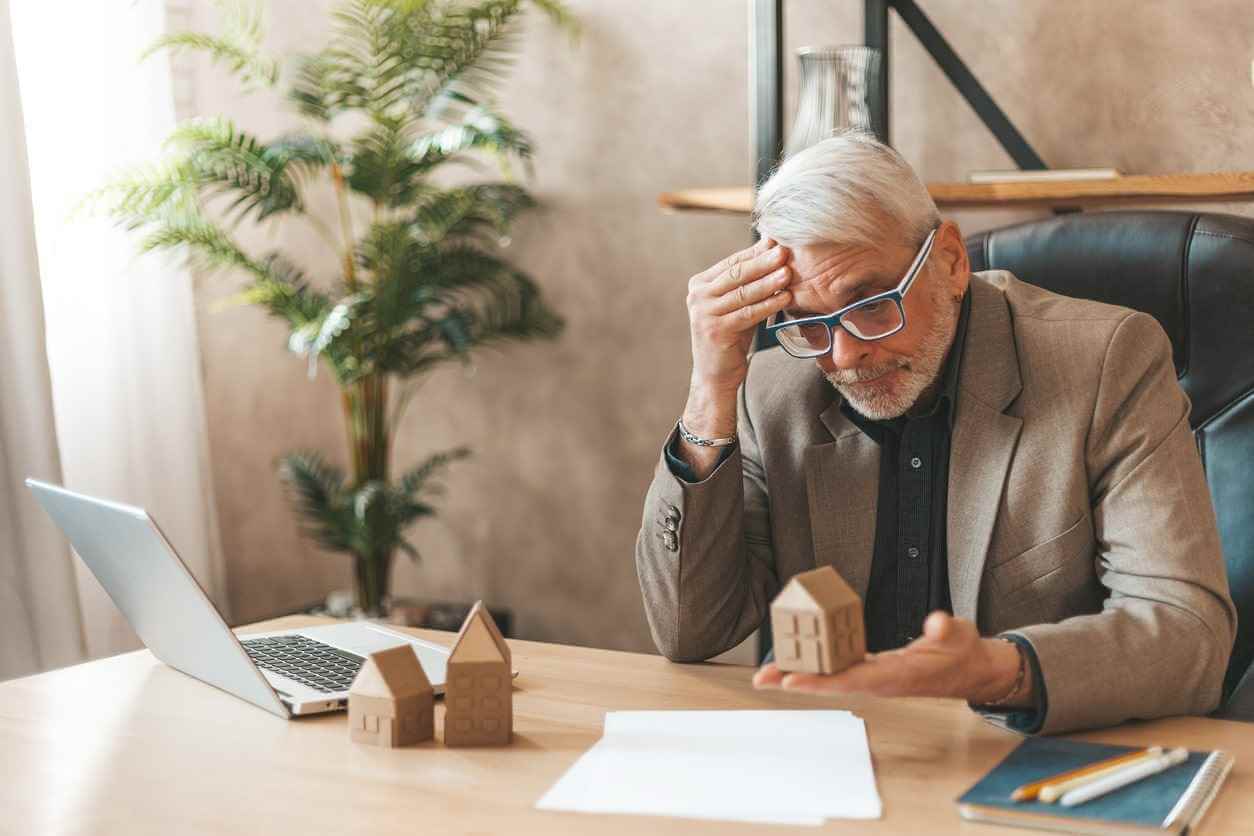¿Cómo evitar estafas al comprar una casa?