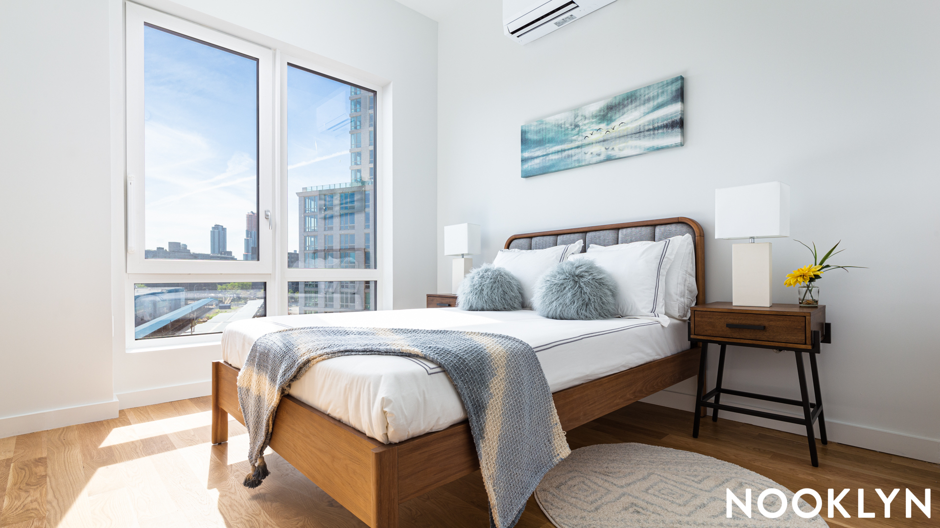 A room at 4557 Davis St, Long Island City, NY 11101, USA Nooklyn