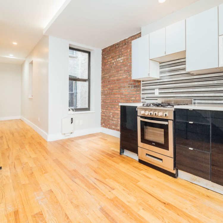 871 Knickerbocker Ave Unit 1L in Bushwick, Brooklyn Nooklyn