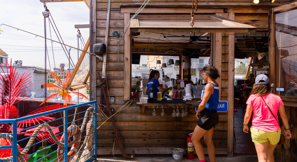 Brooklyn Crab on 24 Reed St in Red Hook Powered by Nooklyn