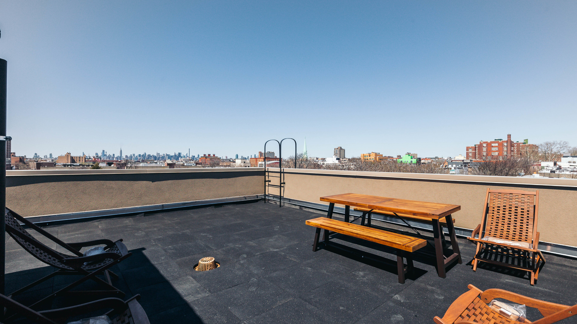 A room at 431 Wilson Ave, Brooklyn, NY 11221, USA Nooklyn