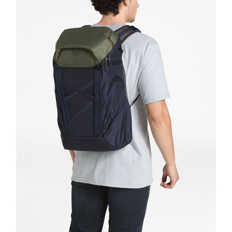 Instigator 28 Backpack image number null