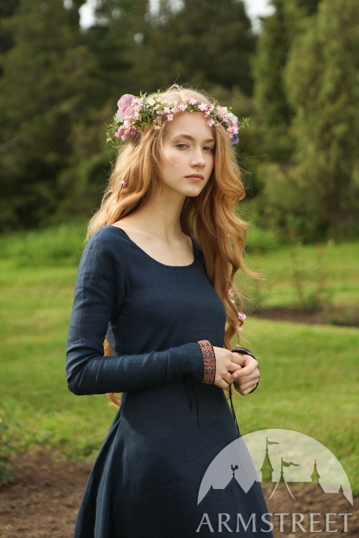 Miss Ocean (Tawny Triplet banner image