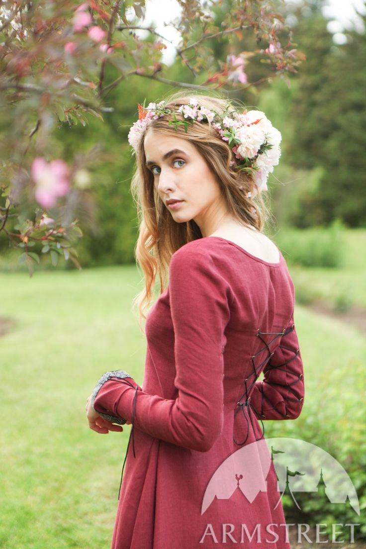 Miss Ruby (Tawny Triplet) banner image