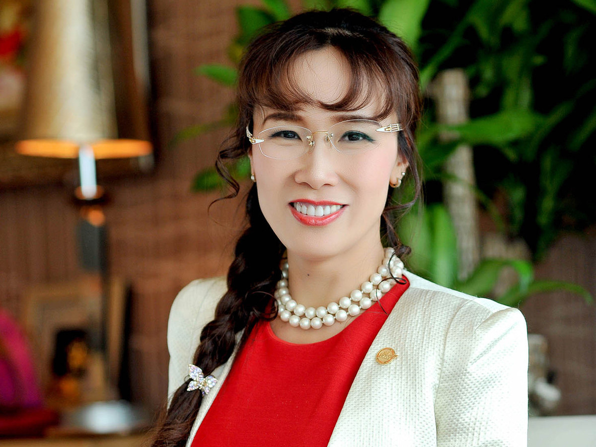 Betty Hoang banner image
