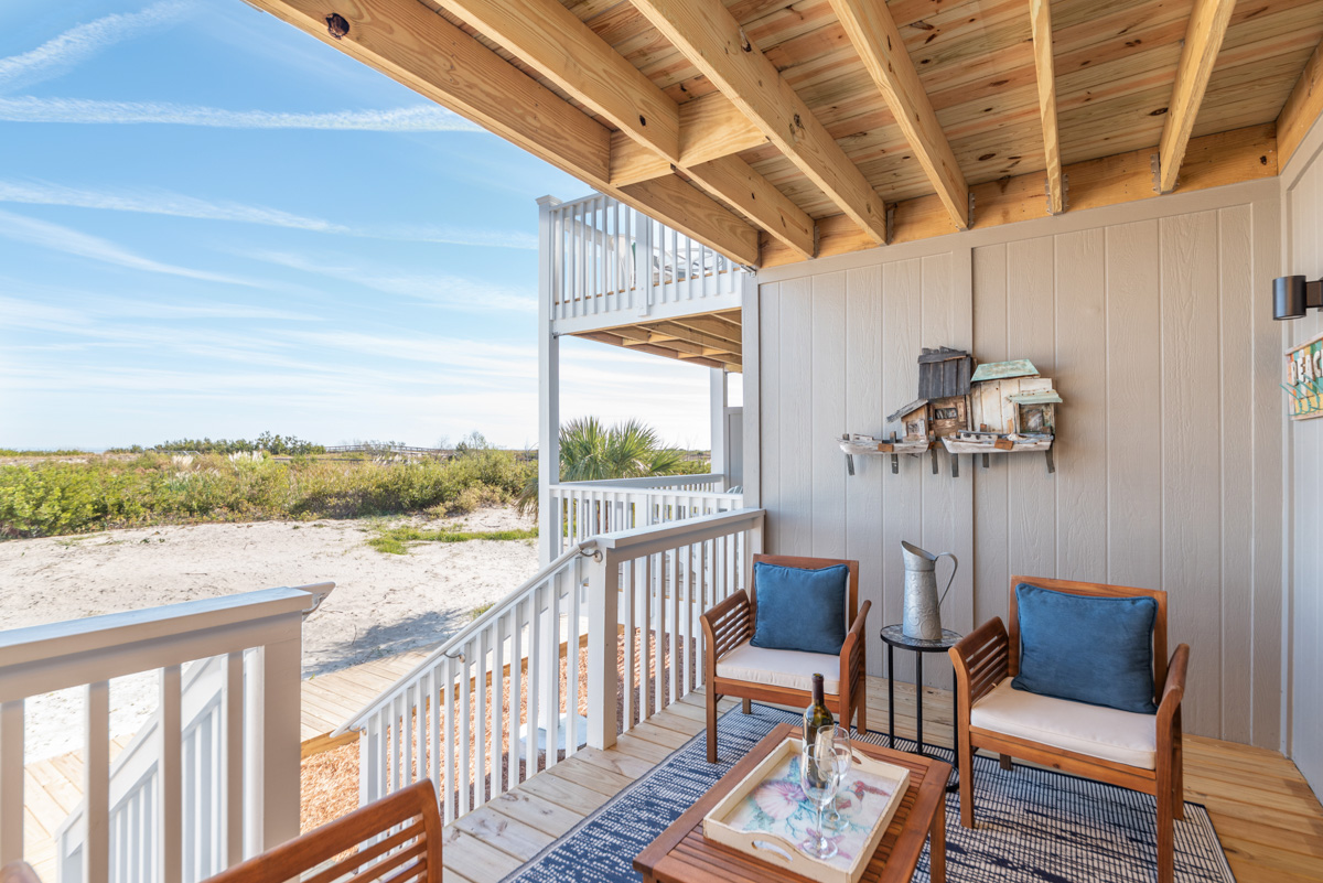 Southern Grace on Harbor Island Natural Retreats