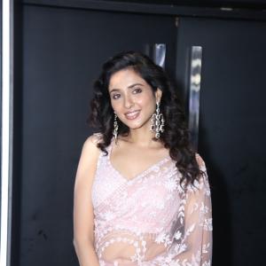 Actress Riya Suman Looks Elegant in Pink Embroidered Saree | Latest Photos