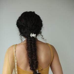 Aakanksha Singh Radiates Elegance in Mustard Yellow Saree | Latest Traditional Look