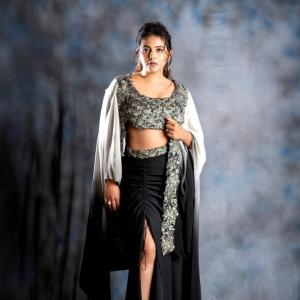 Actress Anjali’s Glamorous Traditional Look Goes Viral – The Latest Photos